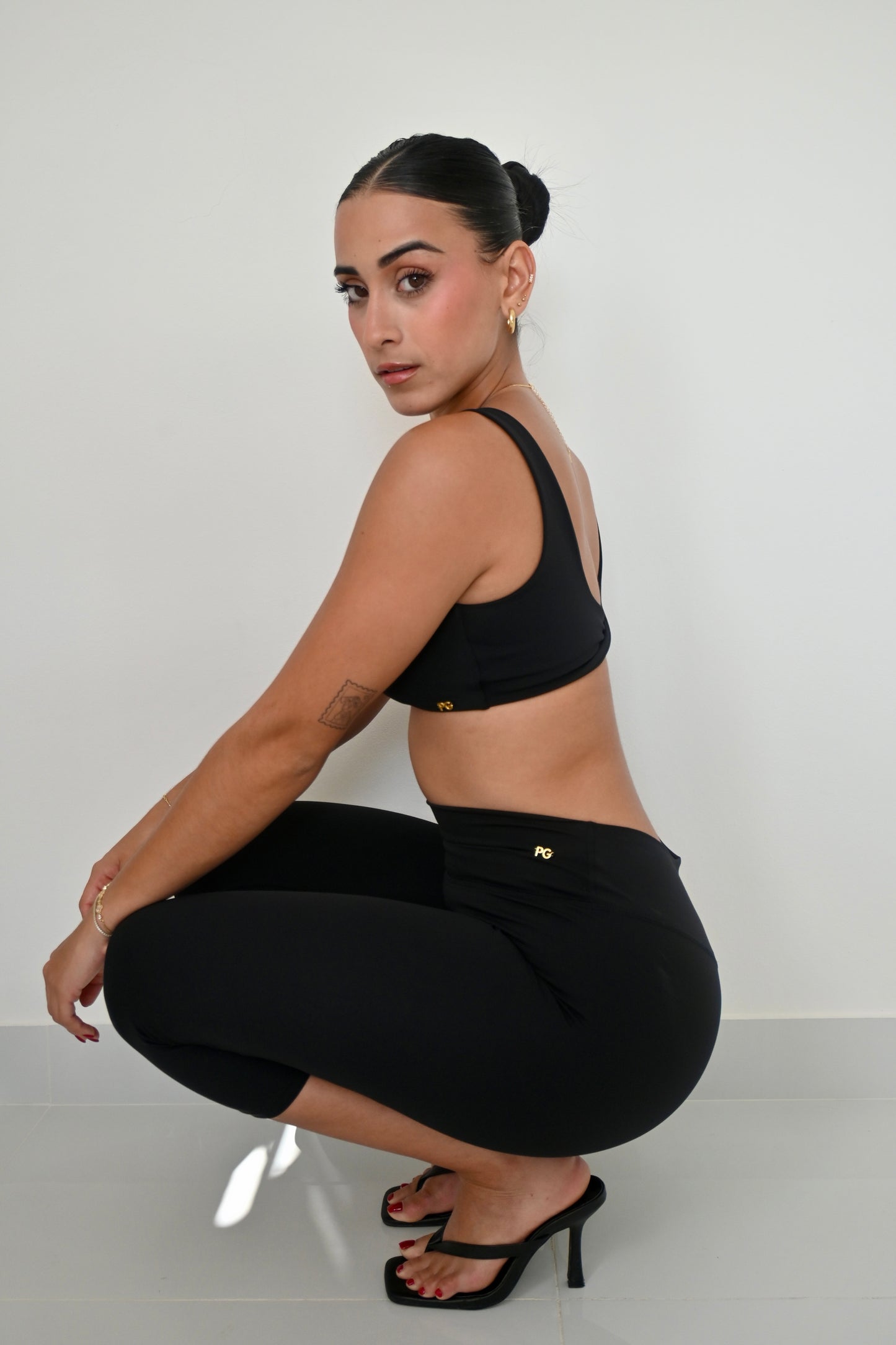 DROP 2. Black 3/4 Length Legging Set