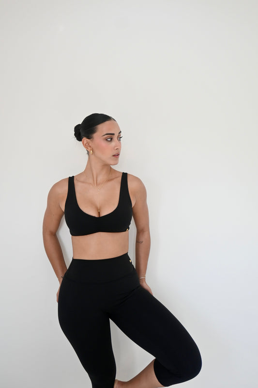 DROP 2. Black 3/4 Length Legging Set